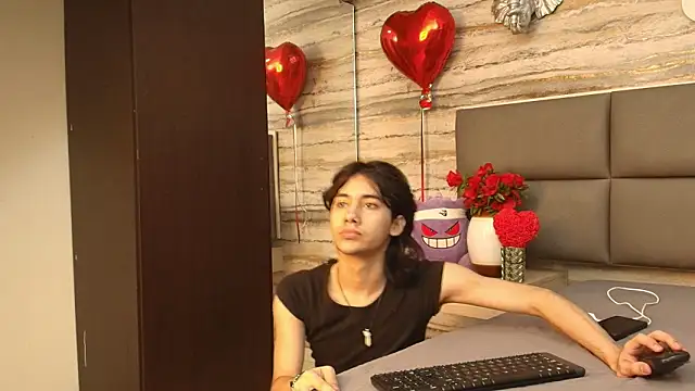 Lovers 21 online show from 02/16/26, 03:38