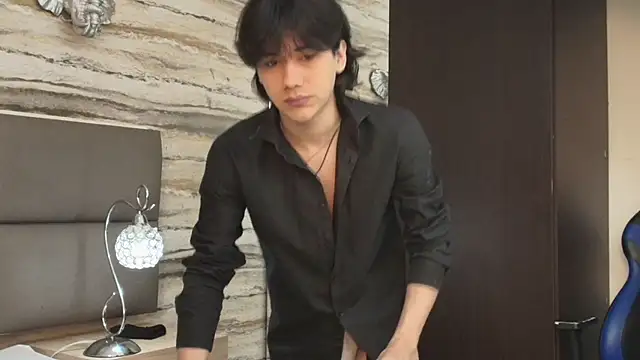 Lovers 21 online show from 05/04/26, 04:27