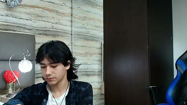 Lovers 21 online show from 04/01/26, 03:52