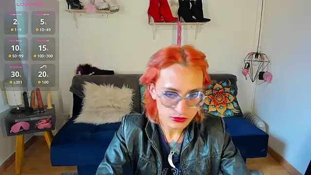 Snapshot of Moon_Fox chatting on 11/01/25, 08:36 Moon Fox online show from 11/01/25, 08:36