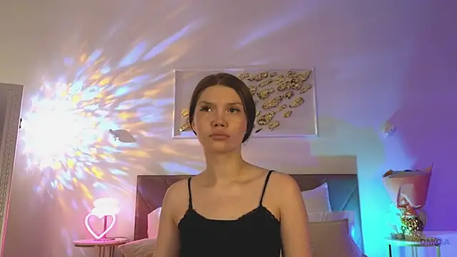 Nicole Broown  online show from 11/14/25, 09:40