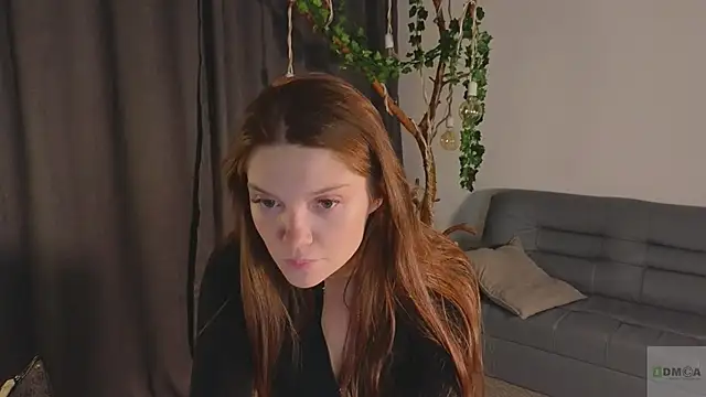 Nicole Broown  online show from 06/12/26, 08:50