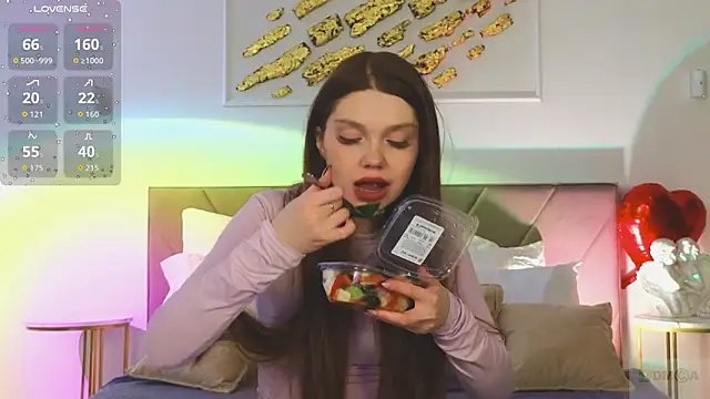 Nicole Broown  online show from 03/04/26, 09:00