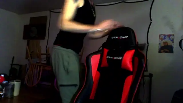 Snapshot of Neekaleek89 chatting on 10/02/25, 03:37 Neekaleek89 online show from 10/02/25, 03:37