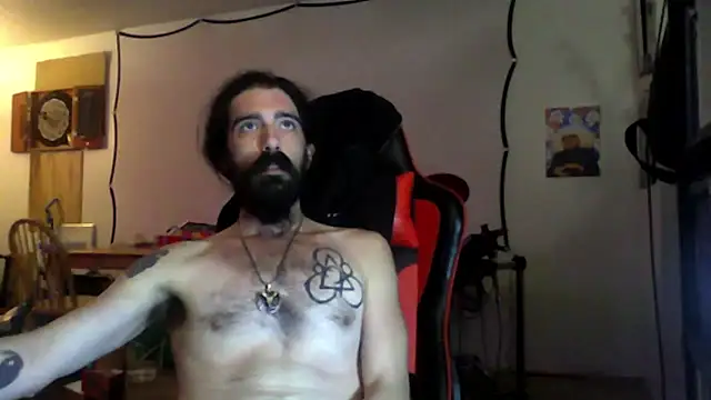 Snapshot of Neekaleek89 chatting on 10/10/25, 04:08 Neekaleek89 online show from 10/10/25, 04:08