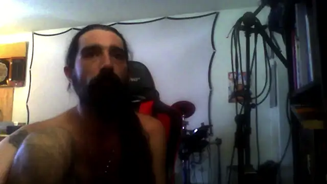 Snapshot of Neekaleek89 chatting on 09/24/25, 10:27 Neekaleek89 online show from 09/24/25, 10:27