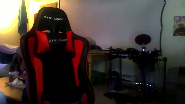 Snapshot of Neekaleek89 chatting on 10/07/25, 07:59 Neekaleek89 online show from 10/07/25, 07:59