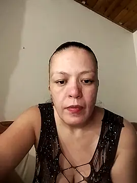 Snapshot of _yayis chatting on 10/01/25, 11:41  yayis online show from 10/01/25, 11:41