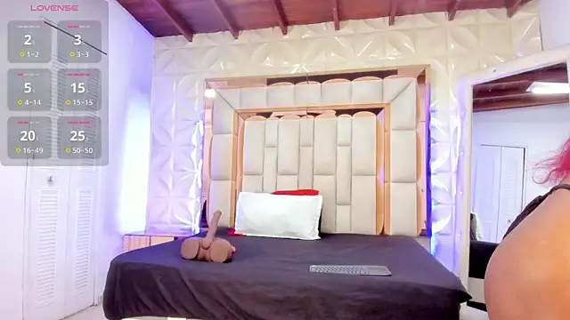 Sarah Adamss online show from 03/26/26, 12:47