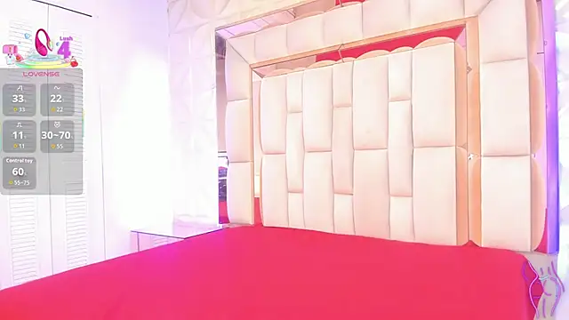 Sarah Adamss online show from 11/17/25, 12:31