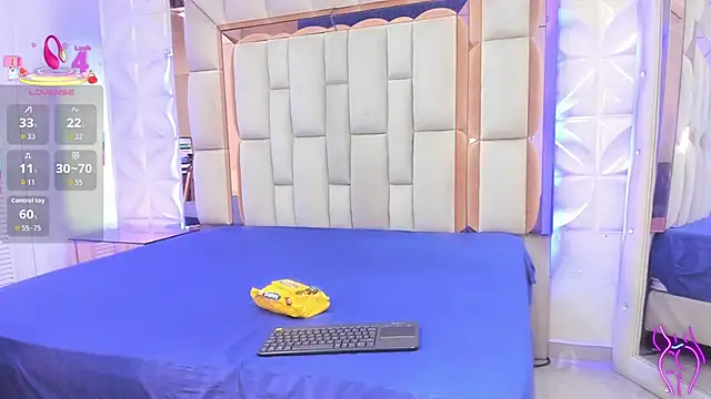 Sarah Adamss online show from 11/16/25, 12:43