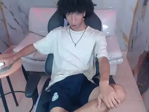 xion ez online show from 11/11/25, 08:25