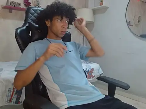 xion ez online show from 10/27/25, 08:21