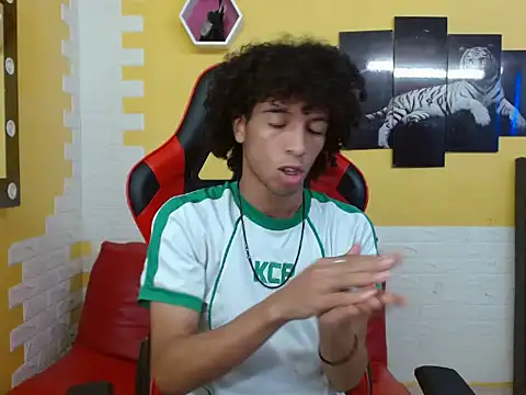 xion ez online show from 10/28/25, 07:57