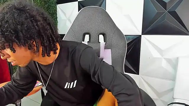 xion ez online show from 04/10/26, 08:05