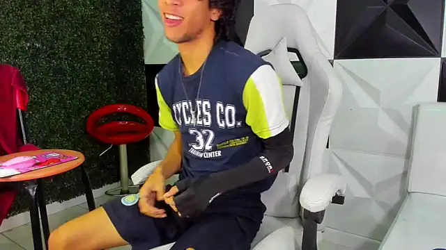 xion ez online show from 03/03/26, 08:05