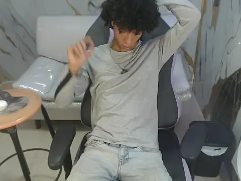 xion ez online show from 11/08/25, 07:39