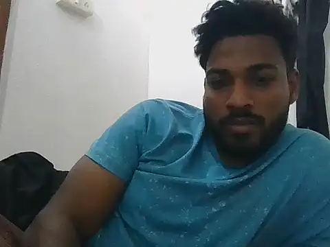 Raw12499 online show from 11/18/25, 07:33