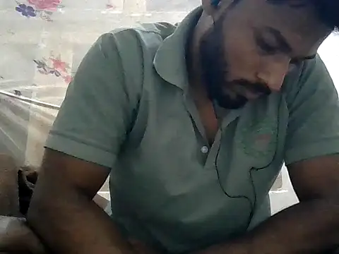 Raw12499 online show from 11/21/25, 04:28