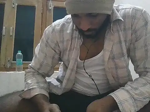 Raw12499 online show from 12/18/25, 04:55