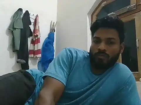 Raw12499 online show from 10/28/25, 02:49