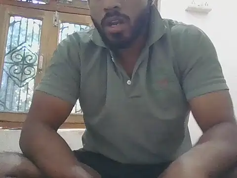 Raw12499 online show from 12/04/25, 03:49