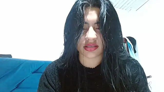 Maira Diaz online show from 12/16/25, 04:33