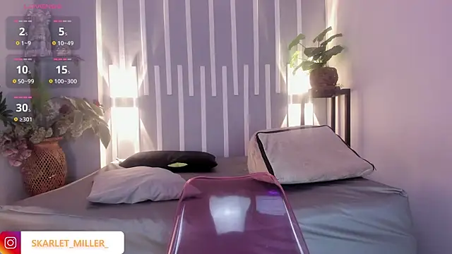 skarlet miller  online show from 11/03/25, 12:20