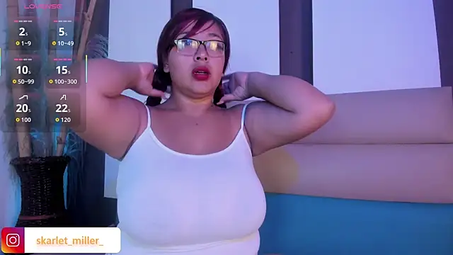 Snapshot of skarlet_miller_ chatting on 10/08/25, 12:28 skarlet miller online show from 10/08/25, 12:28