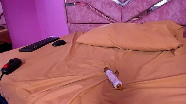 samantaa liov online show from 02/28/26, 07:57