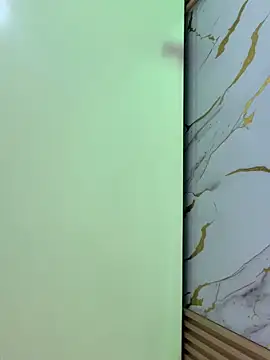 meridacute  online show from 11/02/25, 07:41