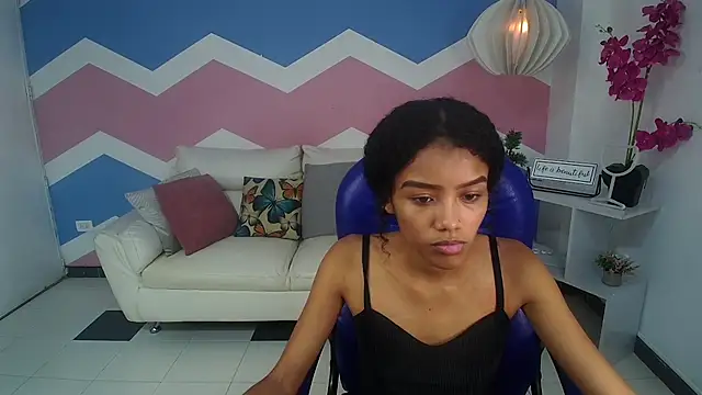 Snapshot of adisson_petite1 chatting on 10/12/25, 05:14 adisson petite1 online show from 10/12/25, 05:14