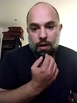 Snapshot of CristalDad chatting on 10/15/25, 06:49 CristalDad online show from 10/15/25, 06:49