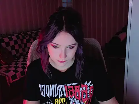 violet-siren-x online show from 05/11/26, 06:48