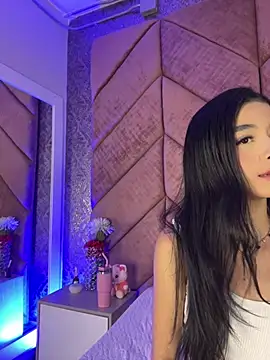 Snapshot of ChloeRosses chatting on 02/11/26, 12:54 ChloeRosses online show from 02/11/26, 12:54