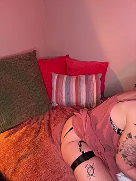 DesertLuxe online show from 01/09/26, 04:41