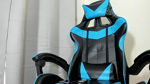 violett  rousee online show from 10/26/25, 02:28