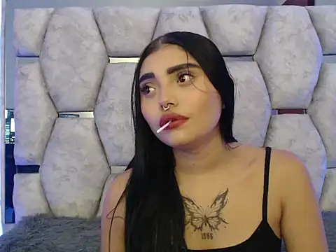 AnalyMilles online show from 10/24/25, 10:09