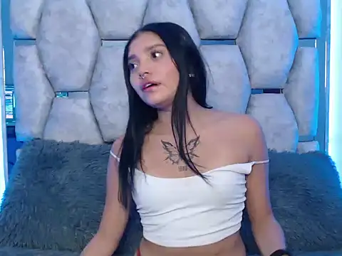 AnalyMilles online show from 10/18/25, 10:28