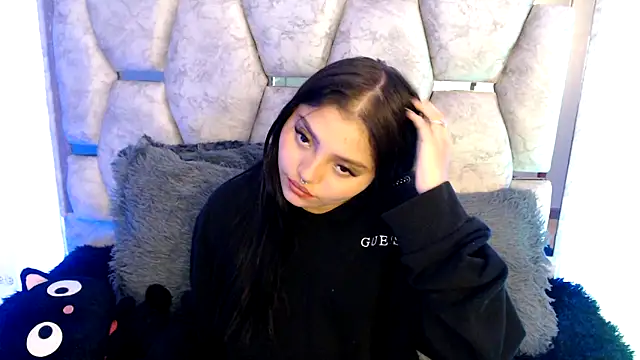 AnalyMilles online show from 03/24/26, 05:07