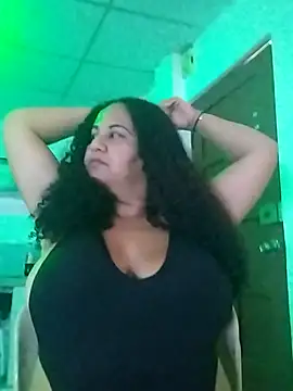 MEYBELLATINA online show from 04/11/26, 10:13