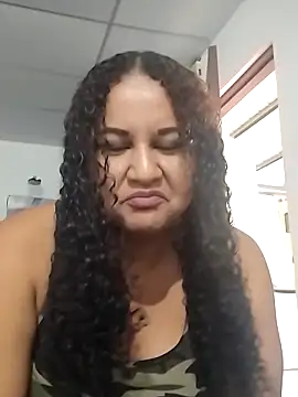 MEYBELLATINA online show from 02/06/26, 10:39