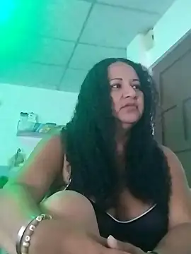 MEYBELLATINA online show from 03/05/26, 09:22