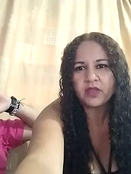 MEYBELLATINA online show from 10/29/25, 08:41