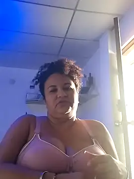 MEYBELLATINA online show from 04/10/26, 09:33