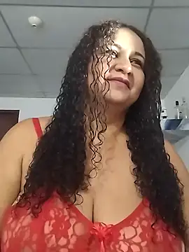 Snapshot of MEYBELLATINA chatting on 10/14/25, 09:36 MEYBELLATINA online show from 10/14/25, 09:36