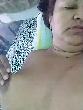 MEYBELLATINA online show from 11/02/25, 12:48