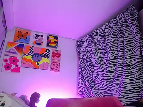 Nahomyyy online show from 12/04/25, 10:47