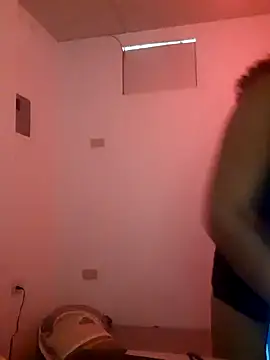 Snapshot of ANTHONYHOTT69 chatting on 10/04/25, 09:27 ANTHONYHOTT69 online show from 10/04/25, 09:27