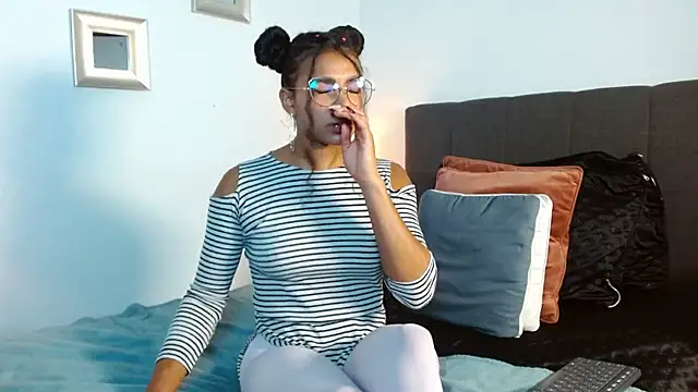 SashaBowei online show from 10/12/25, 02:02